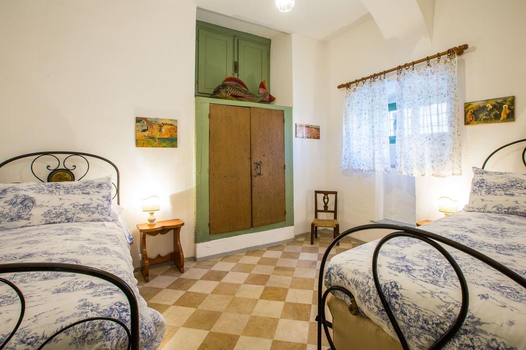 טוסקולנו מדרנו Il Batti Apartment Water Front And Private Beach מראה חיצוני תמונה